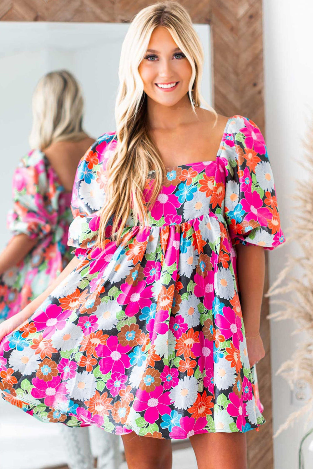 Rose floral print quadratischer ausschnitt kurzes kleid mit puffärmeln