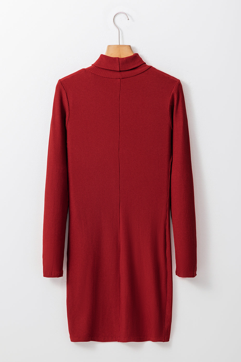 Rennsport rotes geripptes strickkleid mit langen ärmeln und hohem ausschnitt mini-kleid