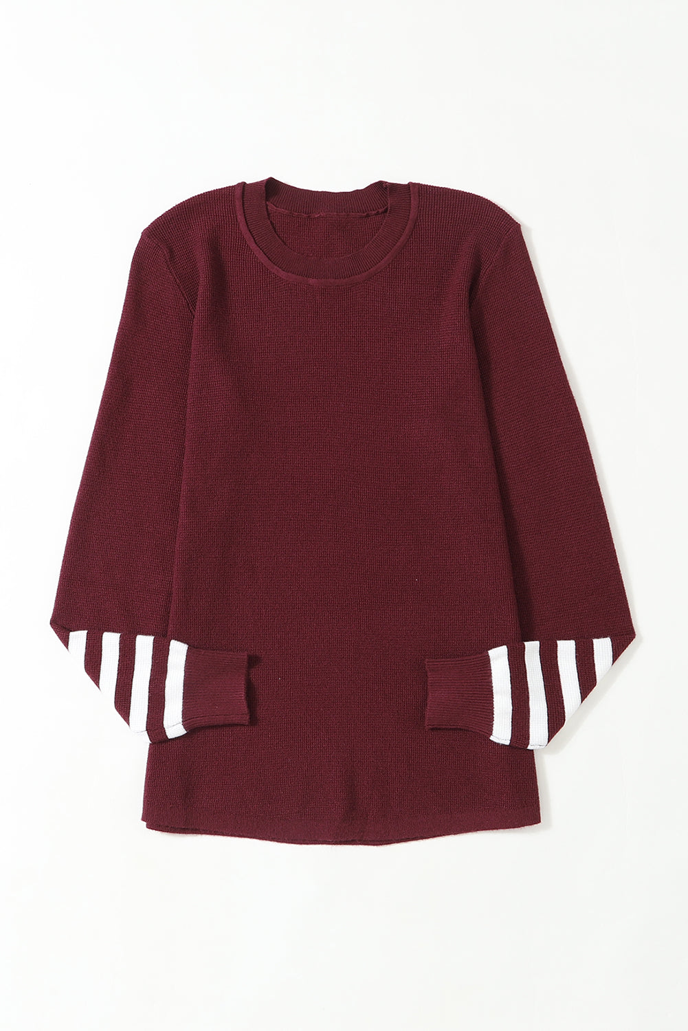 Rot gestreifter einfarbiger strickpullover mit ärmeln