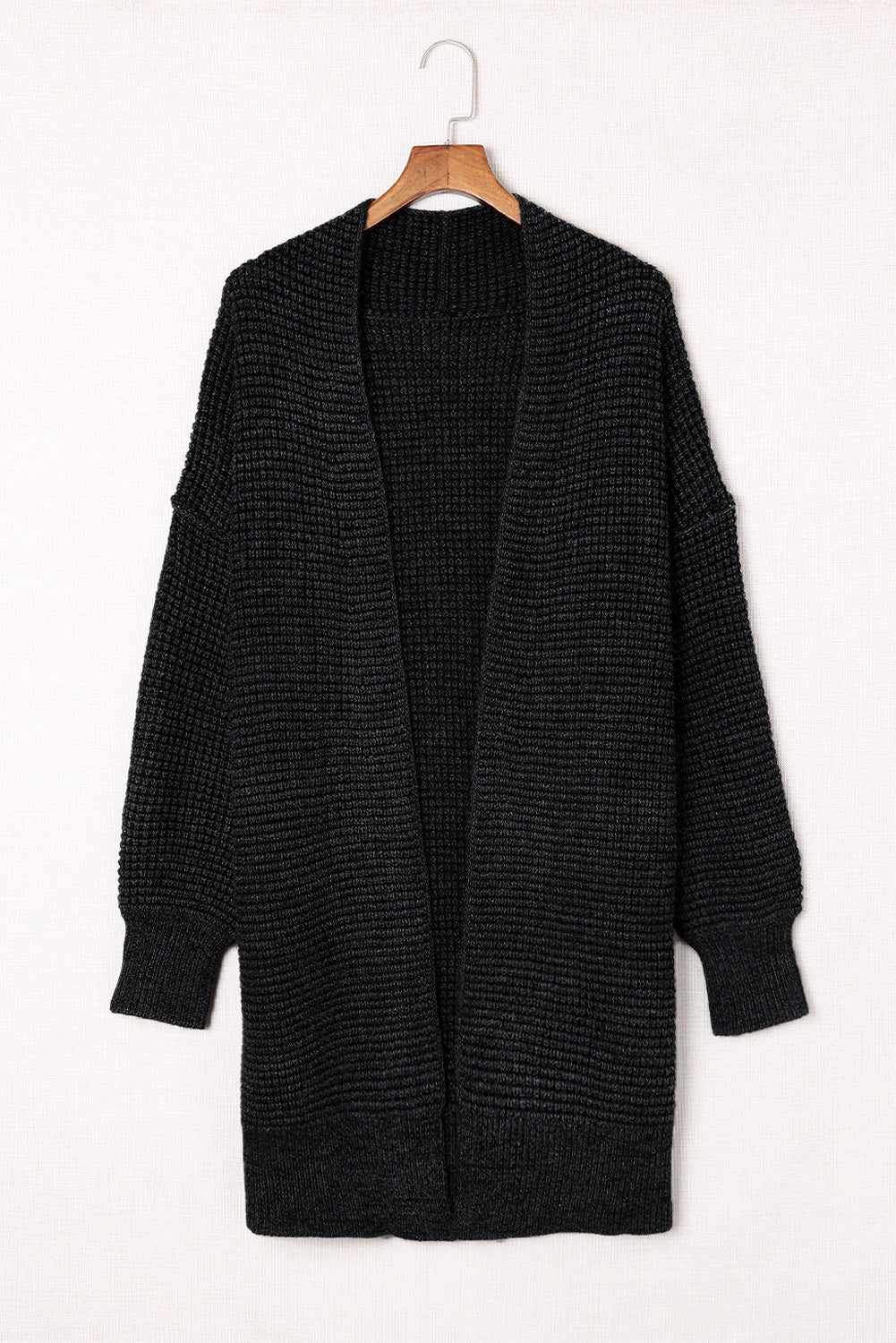 Schwarz karierter strickcardigan mit offener vorderseite