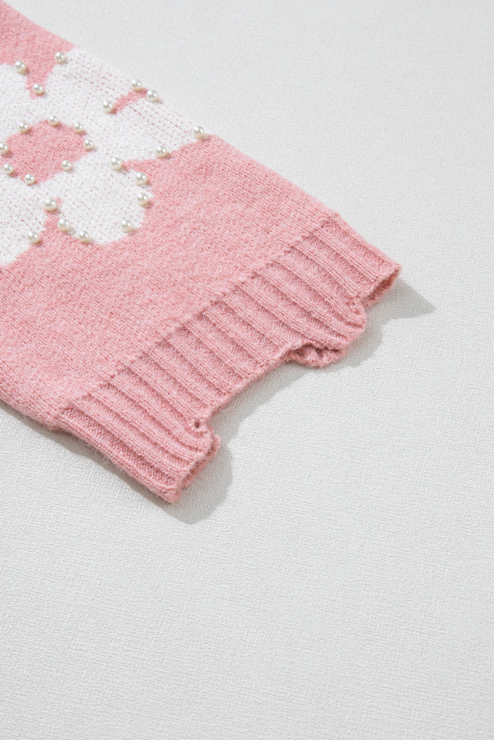Mehrfarbiger, perlenbesetzter, floraler drop-shoulder-pullover