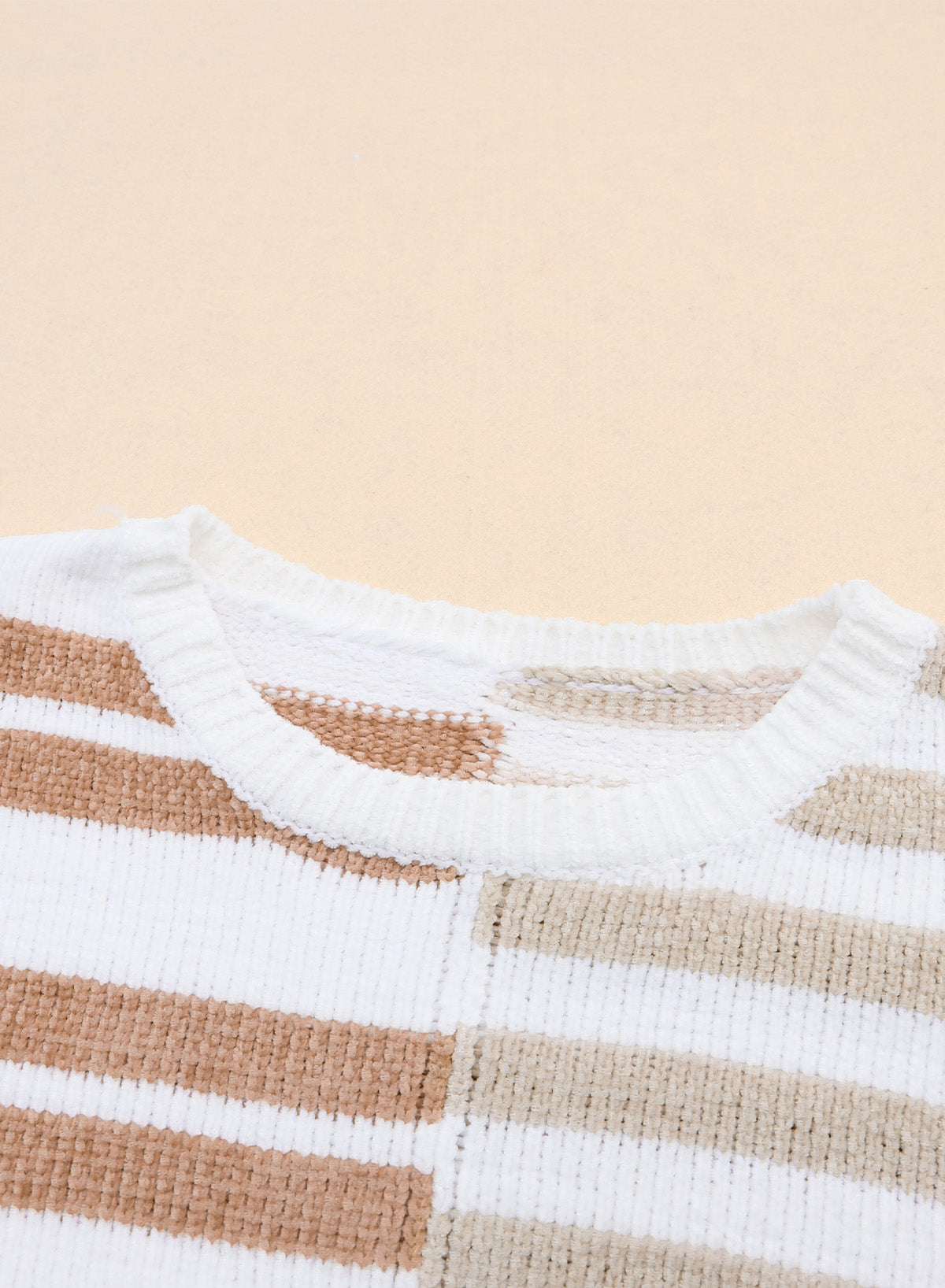 Schlabberpullover mit gestreiften schultern