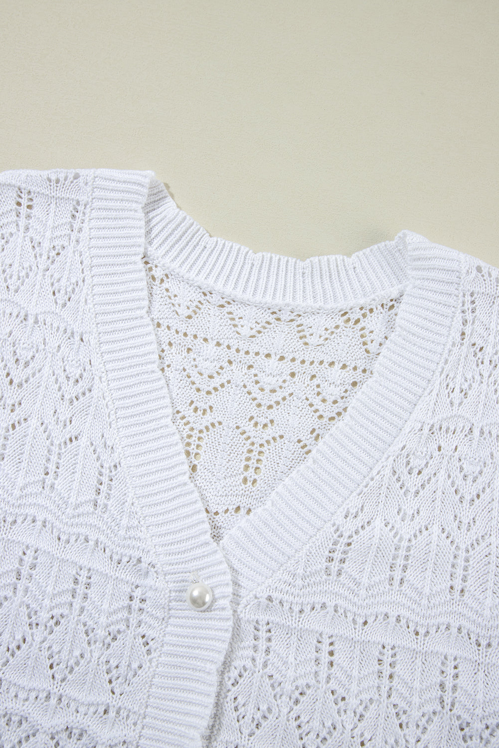 Weißer frenchy hollow out strickcardigan mit v-ausschnitt