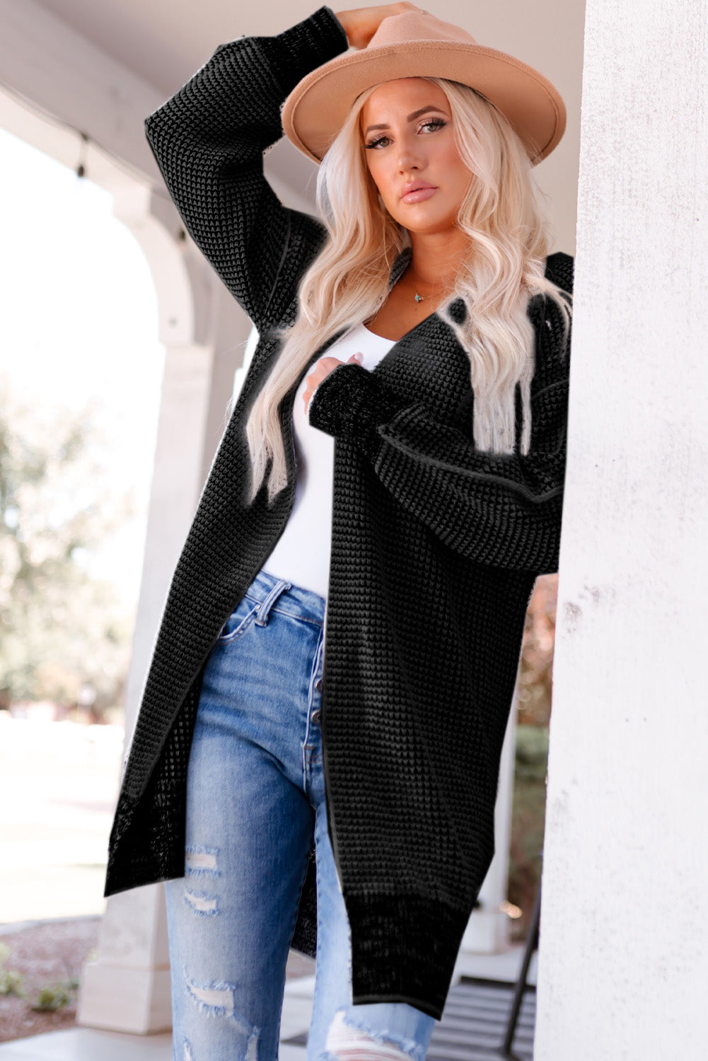 Schwarz karierter strickcardigan mit offener vorderseite