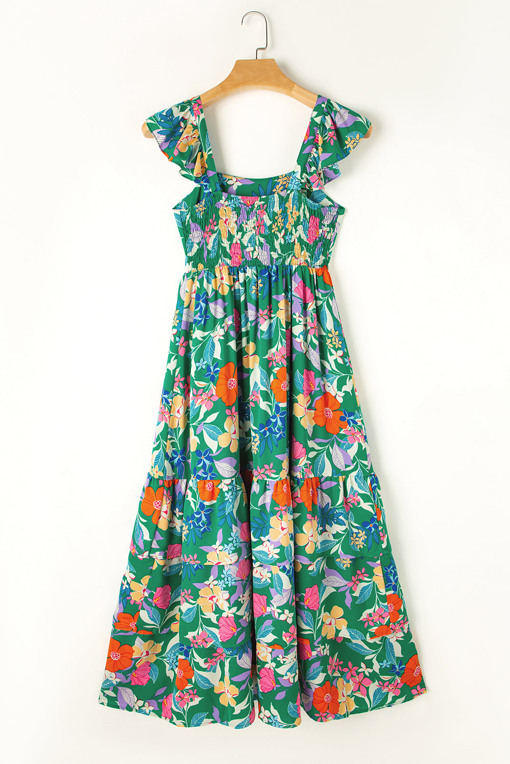 Grünes ärmelloses maxikleid mit blumendruck und rüschenbesatz
