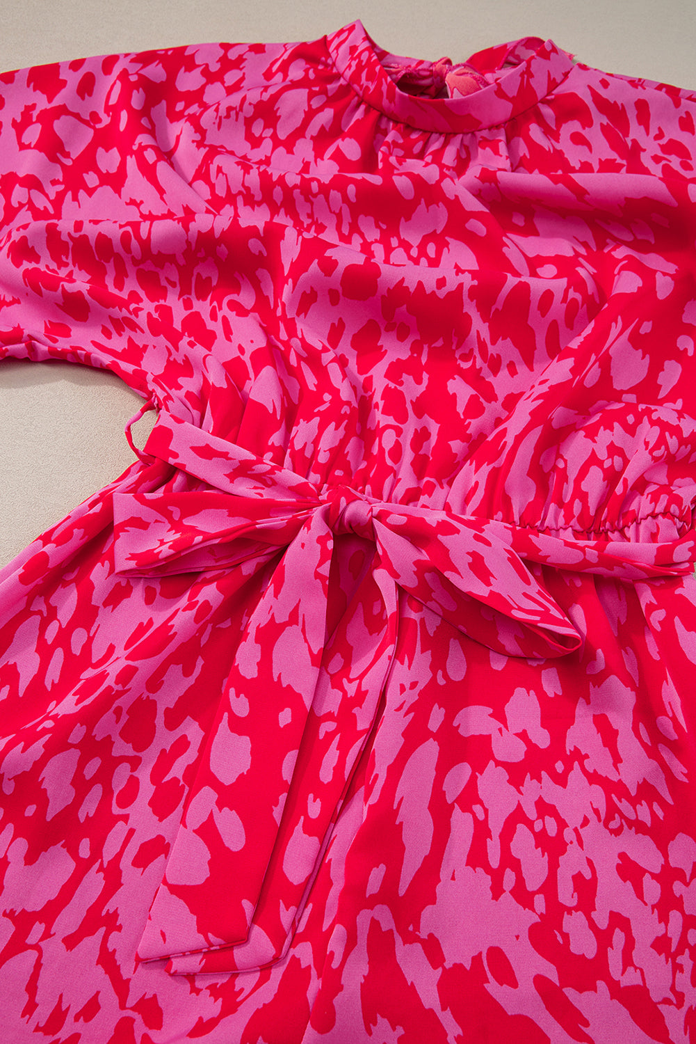 Rose leopard lose ärmel gürtel mit weitem bein jumpsuit