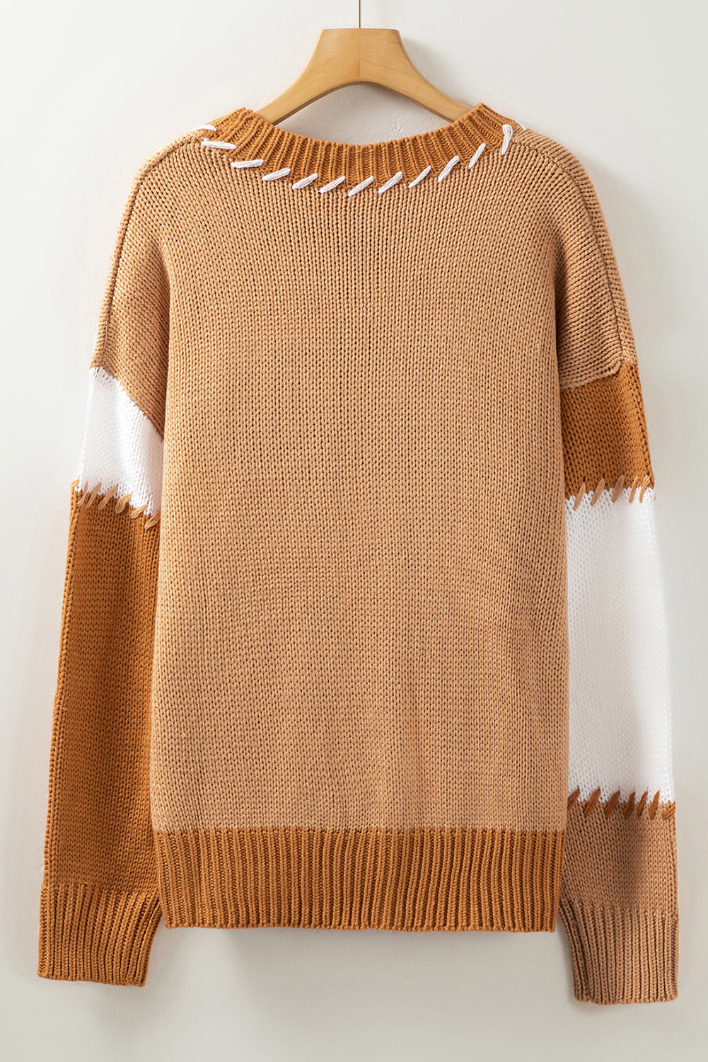 Helles french beige farbblock-kontrastnähte pullover in übergröße