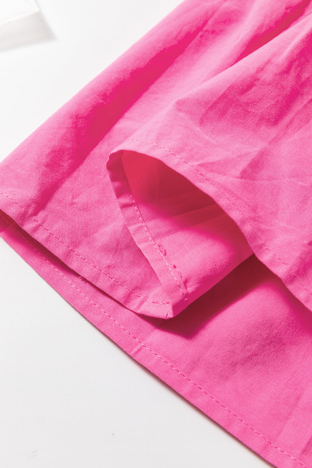 Bonbon-Ric-Rac-Besatz kurzes Midikleid mit fließenden Puffärmeln