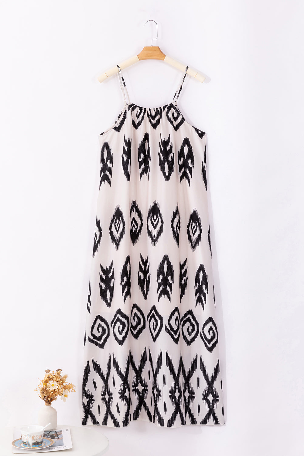 Schwarzes Western Azteken bedrucktes Sommerkleid für den Urlaub