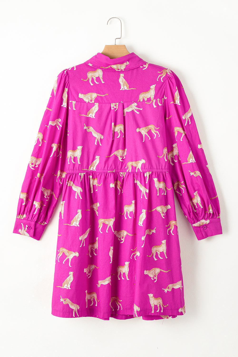 Rosa geparden-print tunika-shirt mit kordelzug