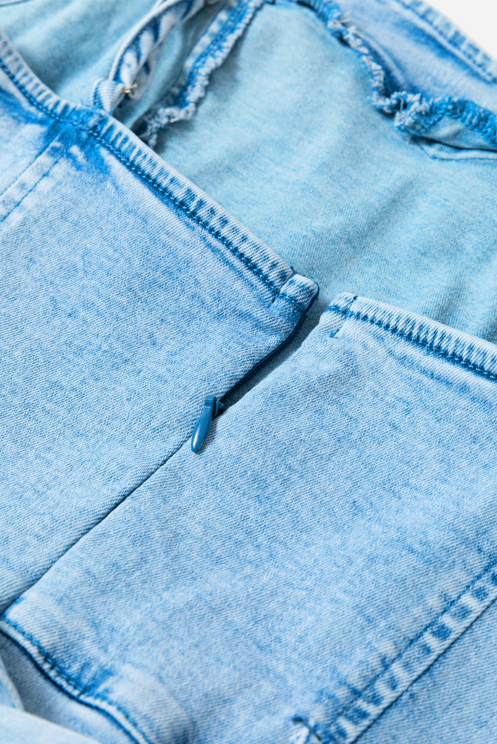 Beau blau spaghettiträger denim-romper mit gürtel