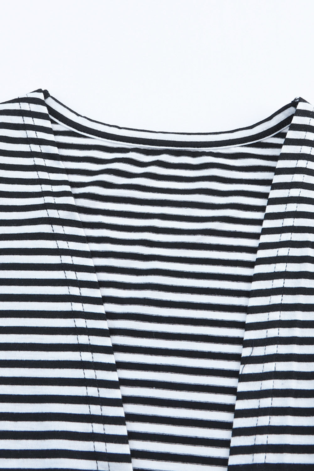 Gestreifte lange strickjacke mit offener vorderseite