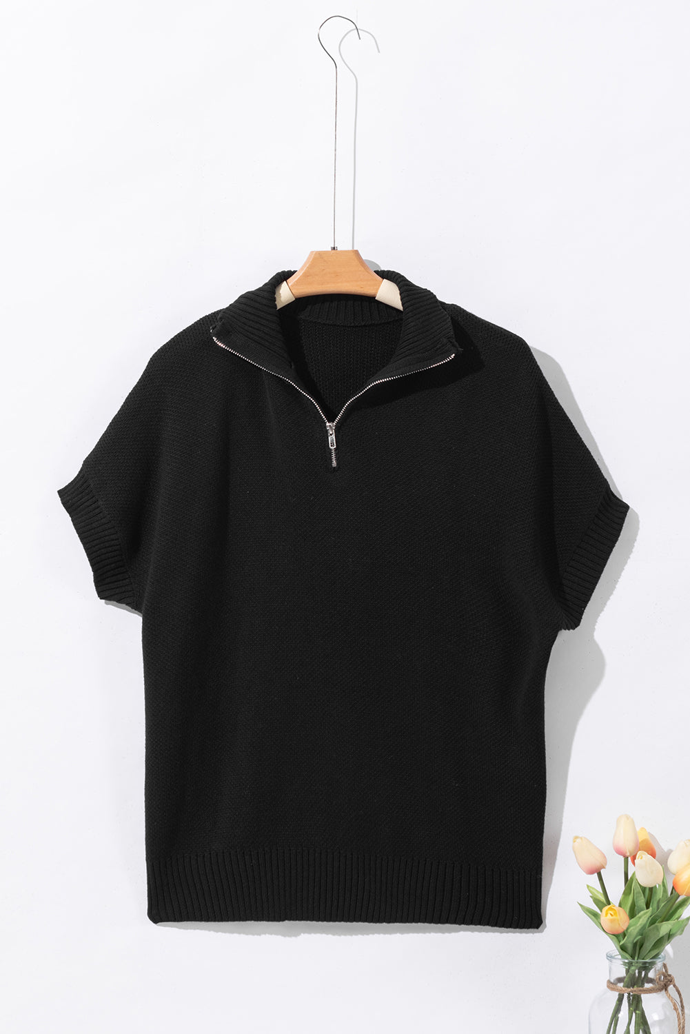Schwarzer quarter zip pullover mit kurzen fledermausärmeln