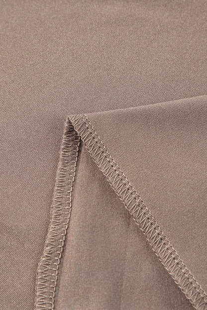 Dunkelbraune jogginghose mit taschen und kordelzug an der taille