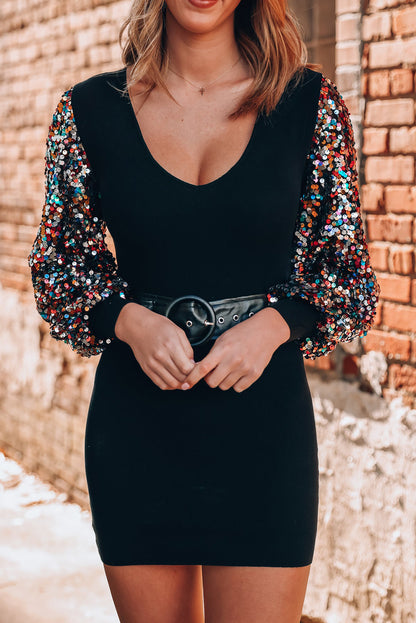 Schwarzes pailletten-läufer-ärmel u-ausschnitt mini-pullover-kleid