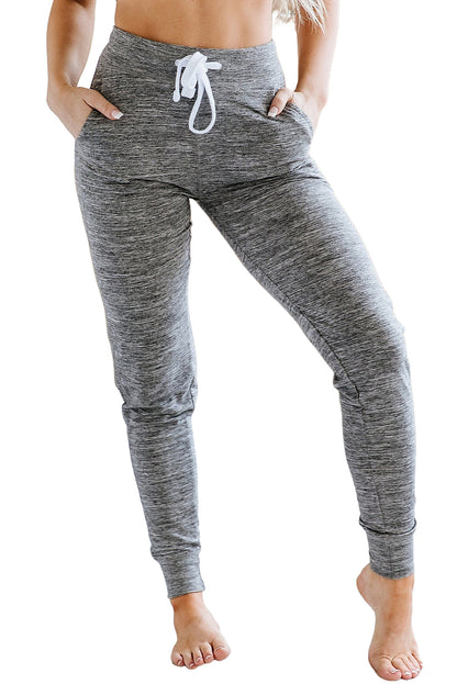Graue jogginghose mit kordelzug an der taille