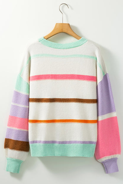 Mehrfarbig gestreifter colorblock pullover mit überschnittenen schultern