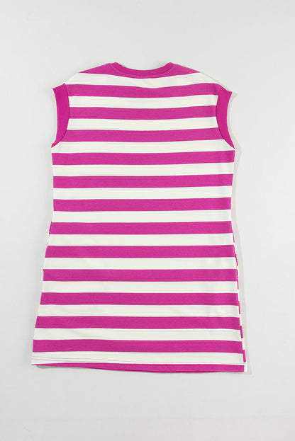 Rosa gestreiftes Shift-T-Shirt-Kleid mit Ärmel und Taschen
