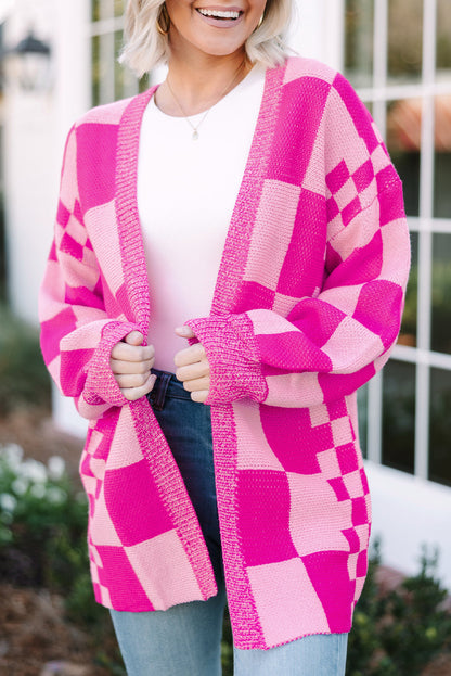 Rot karierte strickjacke mit geripptem saum und offener vorderseite