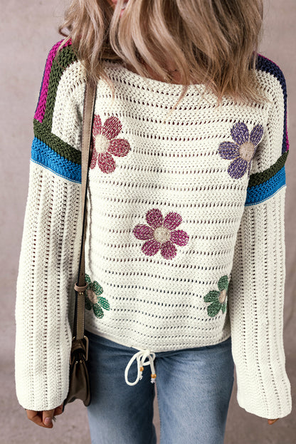 Weißer gänseblümchen-pointelle-strickpullover