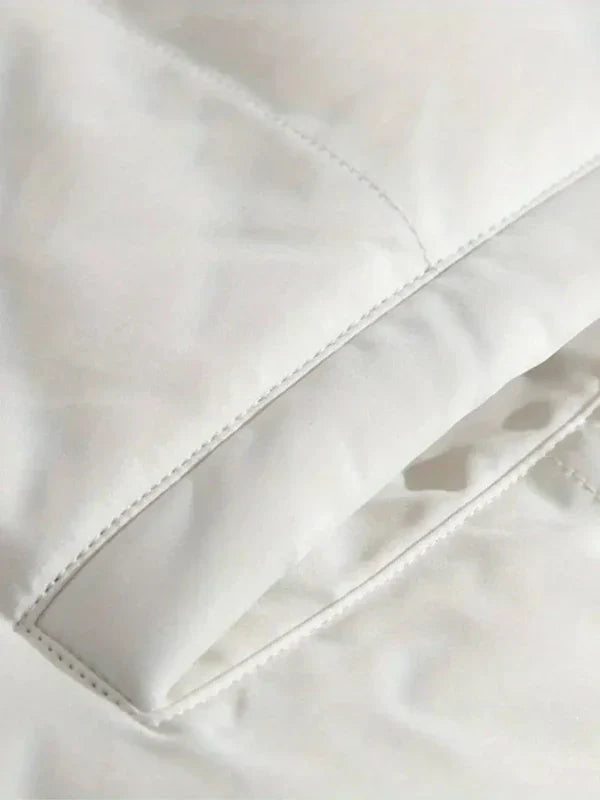 Warme damen-winterjacke mit reißverschluss – wetterfester allrounder