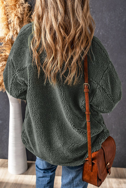 Graue sherpa jacke mit cordbesatz und ellbogenaufnäher