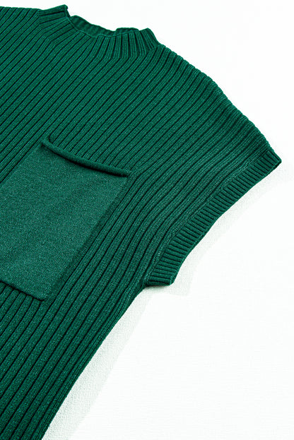 Schwarzgrüne aufgesetzte taschen aus rippenstrick mit kurzen ärmeln pulloverkleid