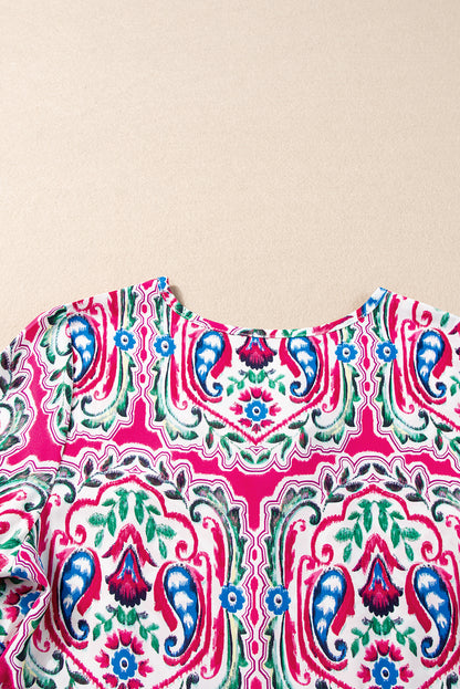 Rosa bohemian print krawattenausschnitt rüschensaum kurzes kleid
