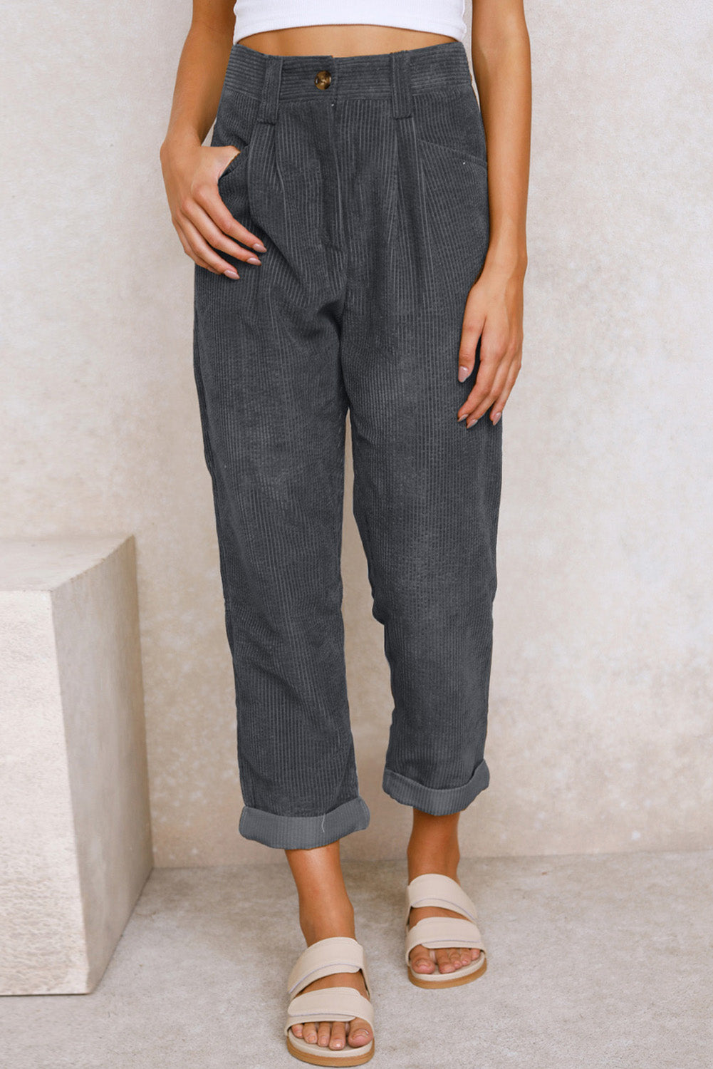 Graue kordhose mit hoher taille und geradem bein
