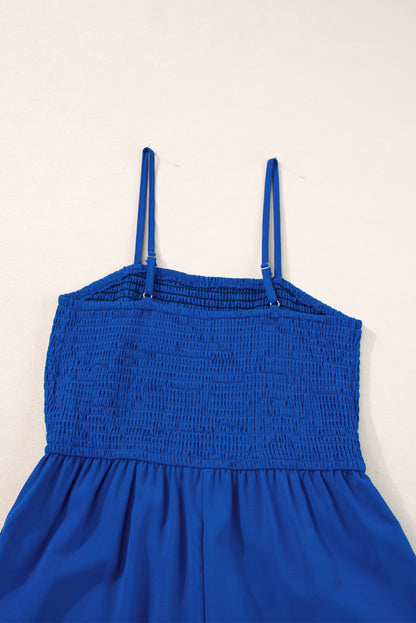 Marineblauer spaghettiträger-overall mit gerafftem, weitem bein