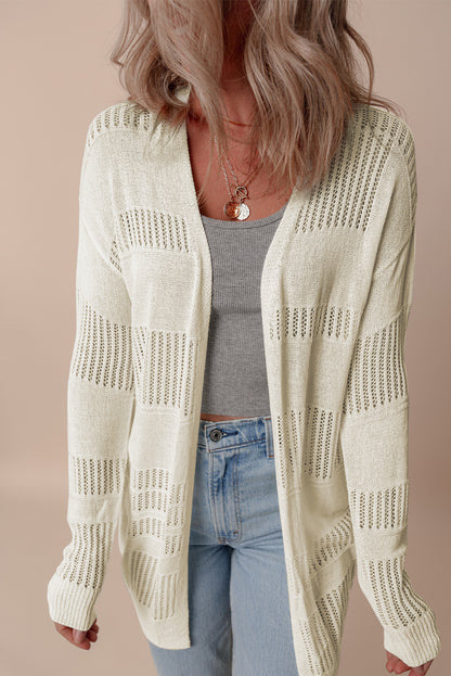 Weiße, einfarbige, leichte, offen gestrickte tunika-strickjacke