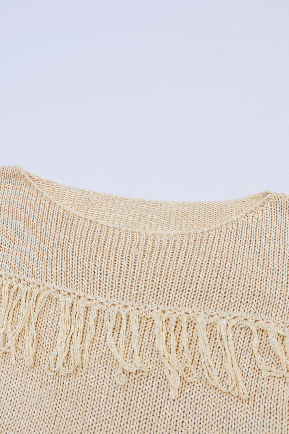 Khakifarbener boho-strickpullover mit quasten