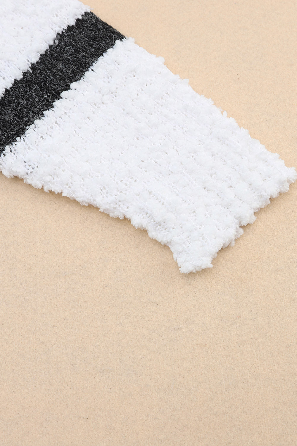 Gestreifter popcorn-strickpullover