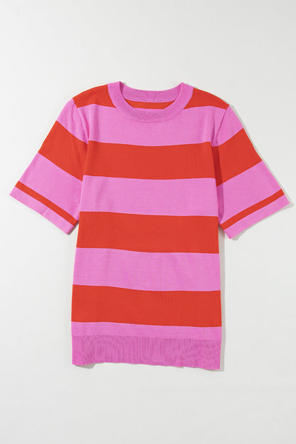 Hellrosa gestreiftes colorblock-strick-t-shirt