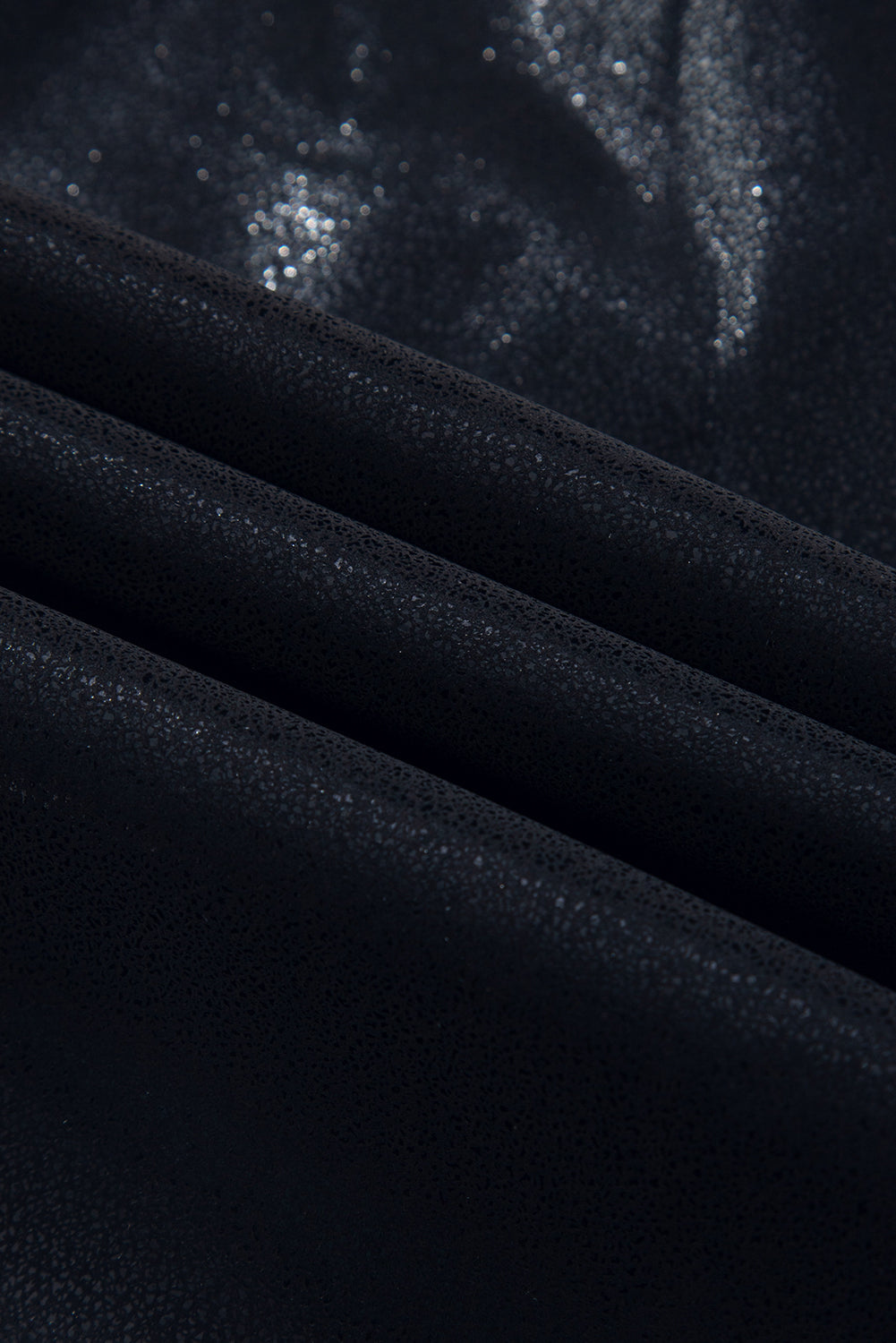 Schwarze kiesel-jogger mit elastischer taille