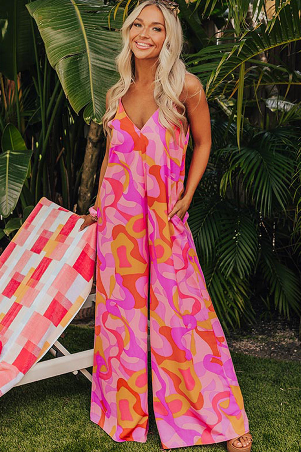 Rosa boho abstrakt druck v-ausschnitt weites bein jumpsuit