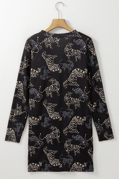 Schwarze wild tiger print knopfleiste strickjacke