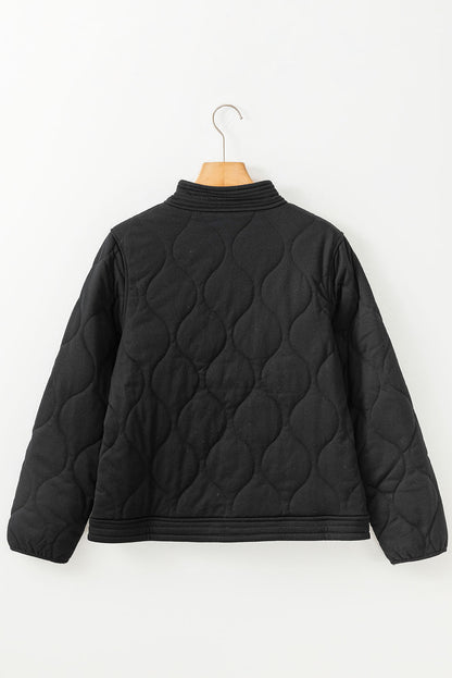 Schwarze jacke mit gestepptem druckknopf in uni-farbe