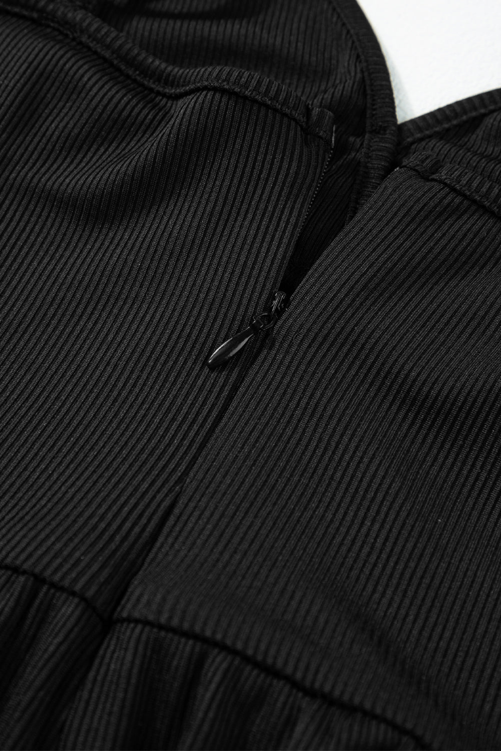 Schwarzes weites bein mit hoher taille sexy v-ausschnitt cami jumpsuit