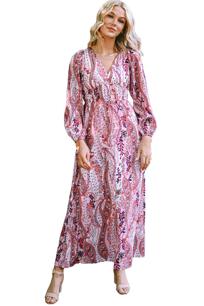 Mehrfarbiges boho paisley print v-ausschnitt maxikleid mit empire-taille