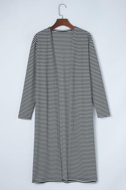 Gestreifte lange strickjacke mit offener vorderseite