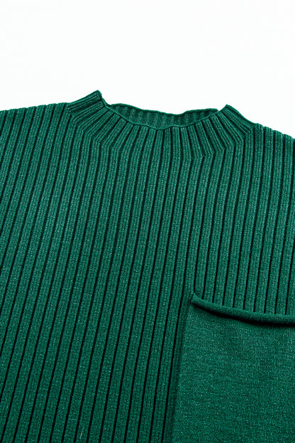 Schwarzgrüne aufgesetzte taschen aus rippenstrick mit kurzen ärmeln pulloverkleid