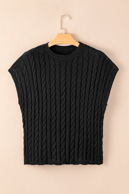 Schwarzer kurzarmpullover mit rundhalsausschnitt aus kabelstrick