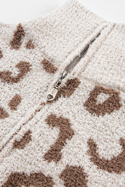 Grauer pullover mit tiermuster und reißverschluss mit kragen