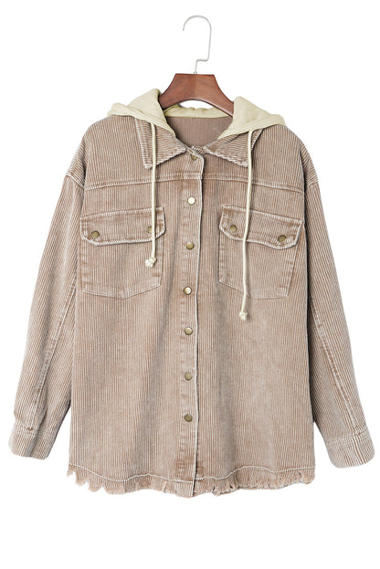Khakifarbene patchwork-kapuzenjacke aus cord
