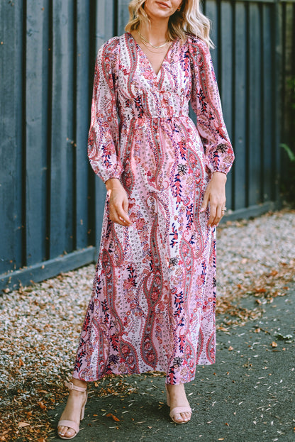 Mehrfarbiges boho paisley print v-ausschnitt maxikleid mit empire-taille