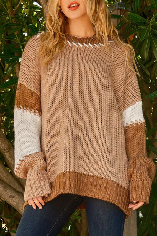 Helles french beige farbblock-kontrastnähte pullover in übergröße