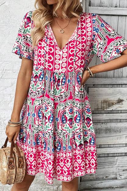 Rosa bohemian print krawattenausschnitt rüschensaum kurzes kleid