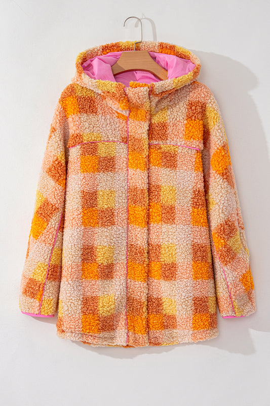 Orange karierte sherpa-kapuzenjacke