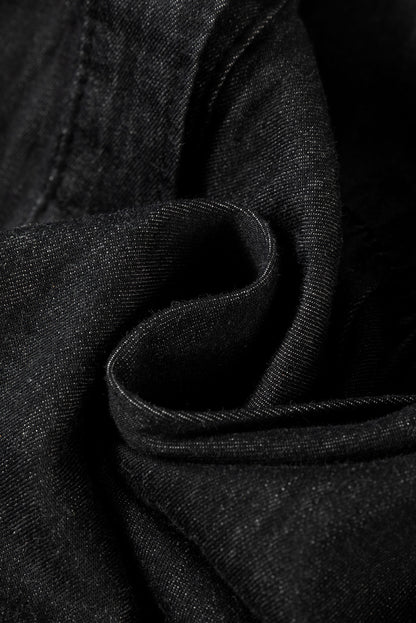 Schwarzes chambray minikleid mit gerafften 3/4-ärmeln und geschlitztem v-ausschnitt